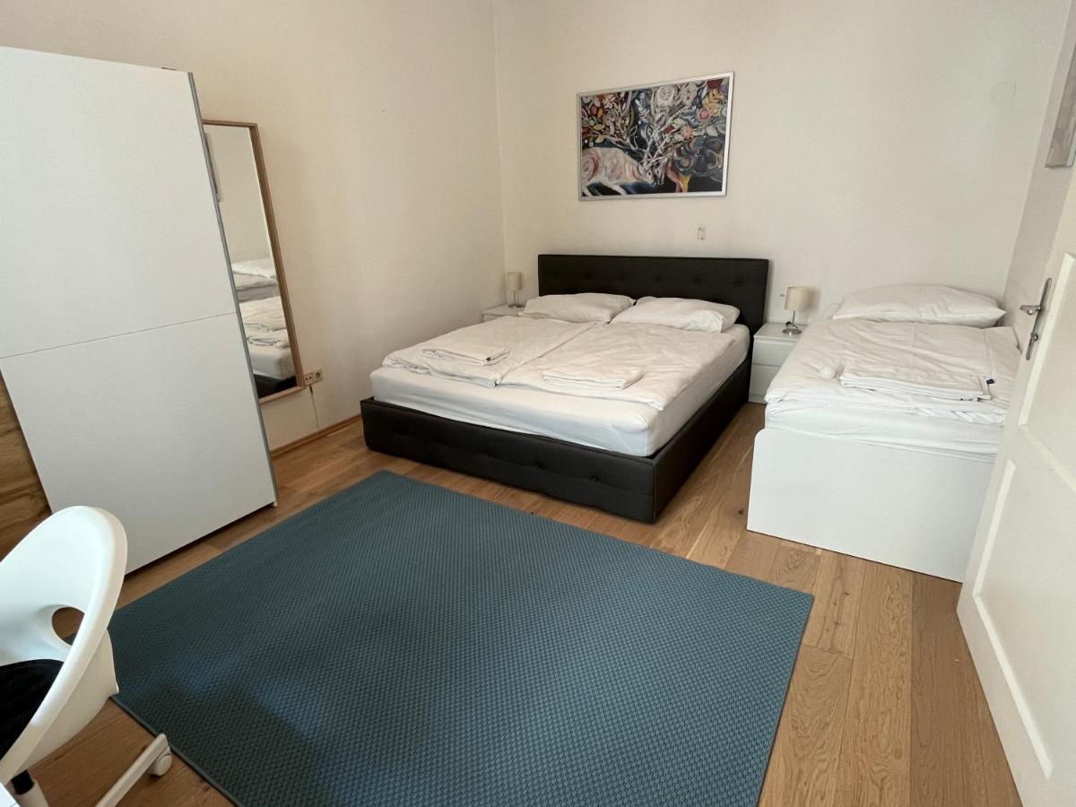 Apartmán Stylish Apt Near Urania 1Br Vídeň Exteriér fotografie