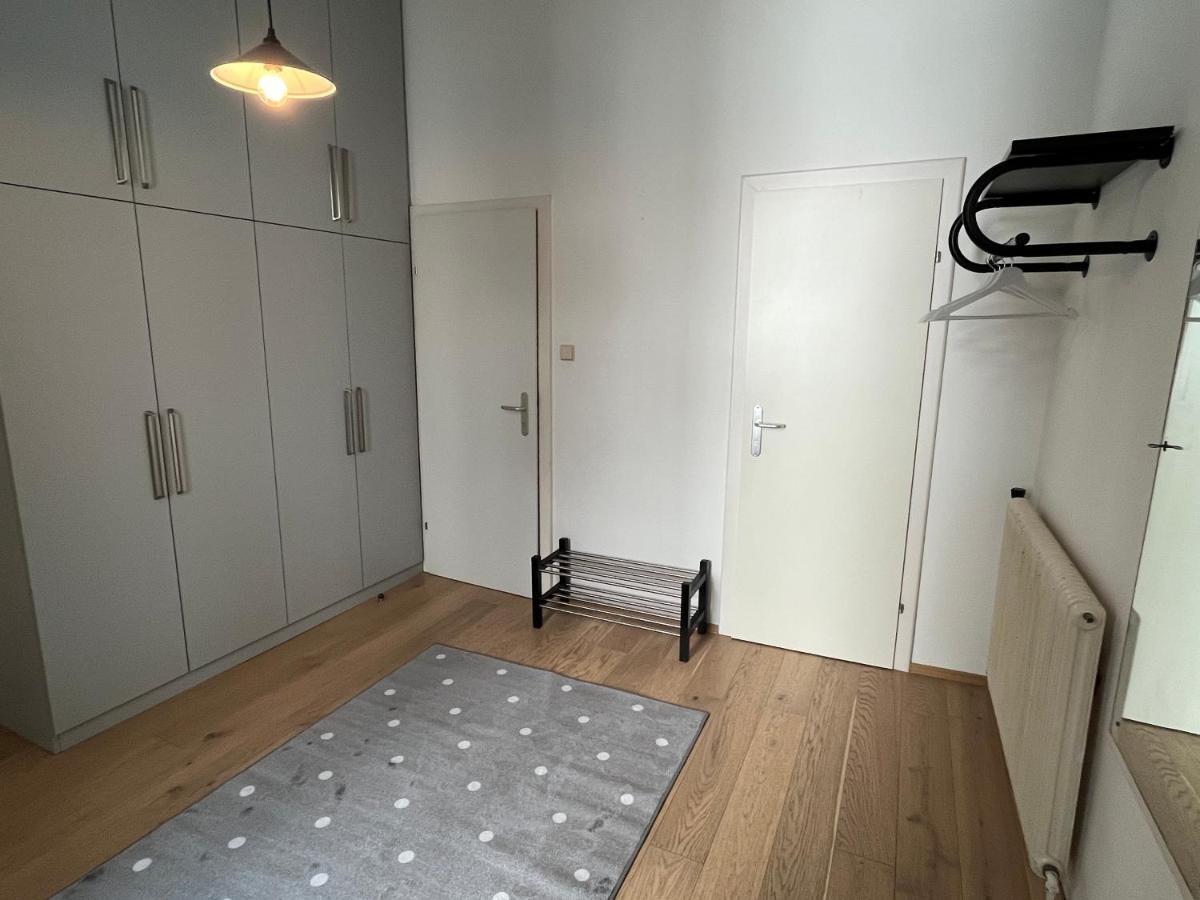 Apartmán Stylish Apt Near Urania 1Br Vídeň Exteriér fotografie