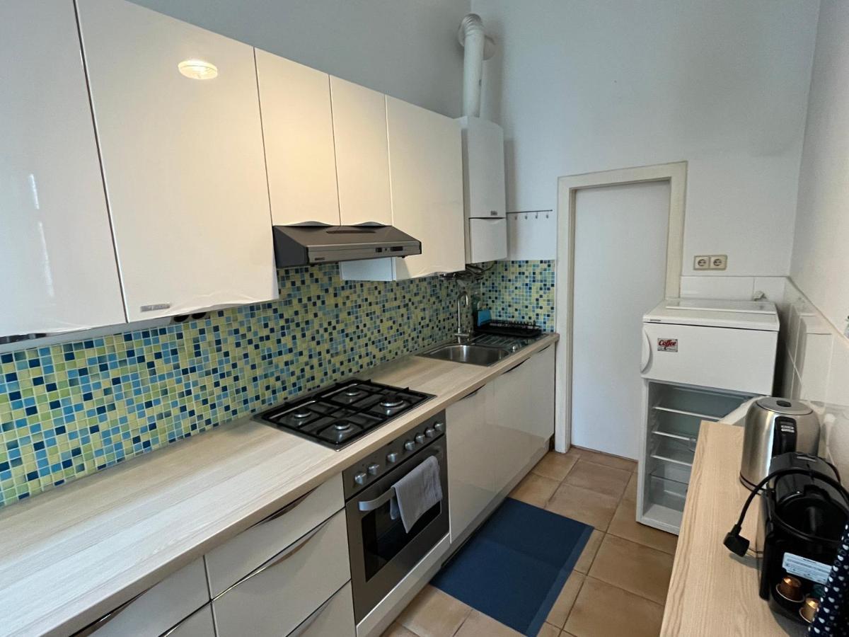 Apartmán Stylish Apt Near Urania 1Br Vídeň Exteriér fotografie