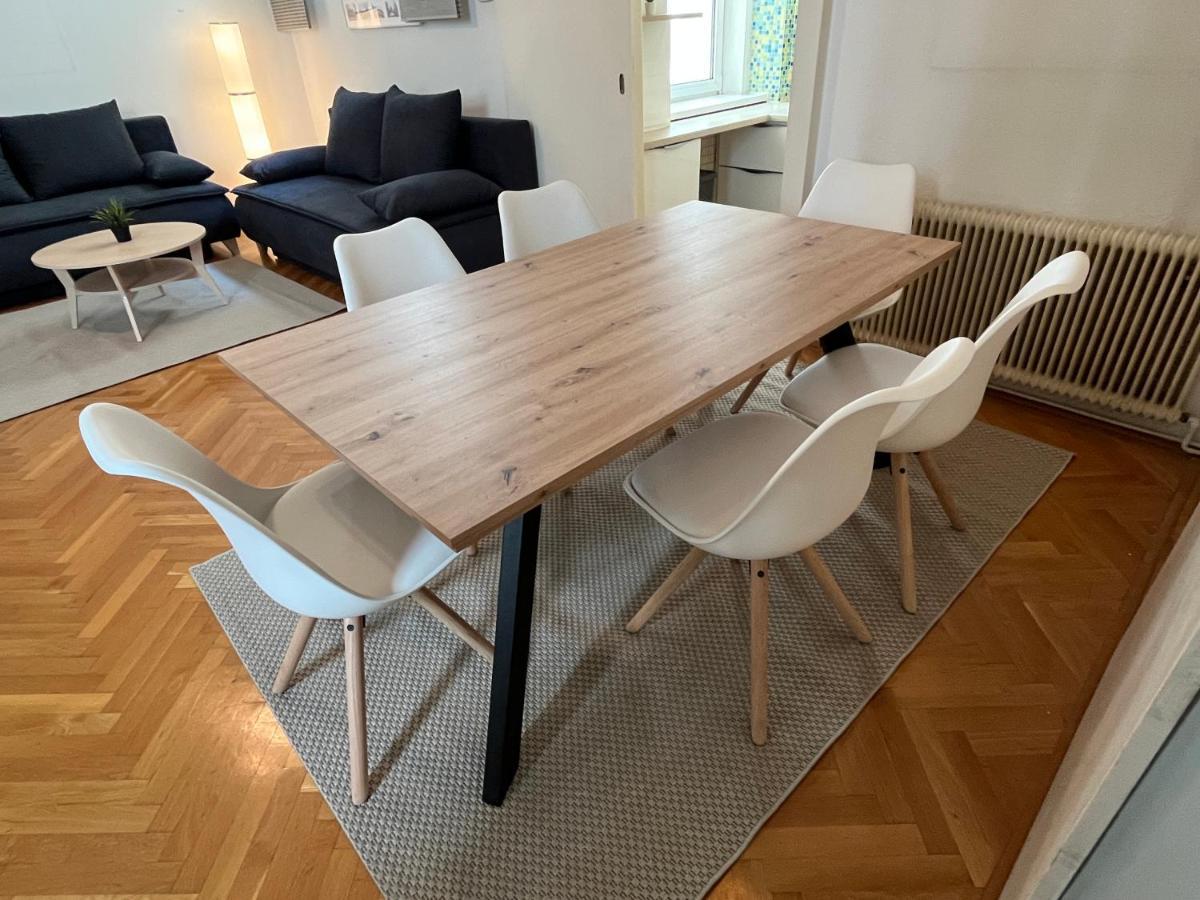 Apartmán Stylish Apt Near Urania 1Br Vídeň Exteriér fotografie